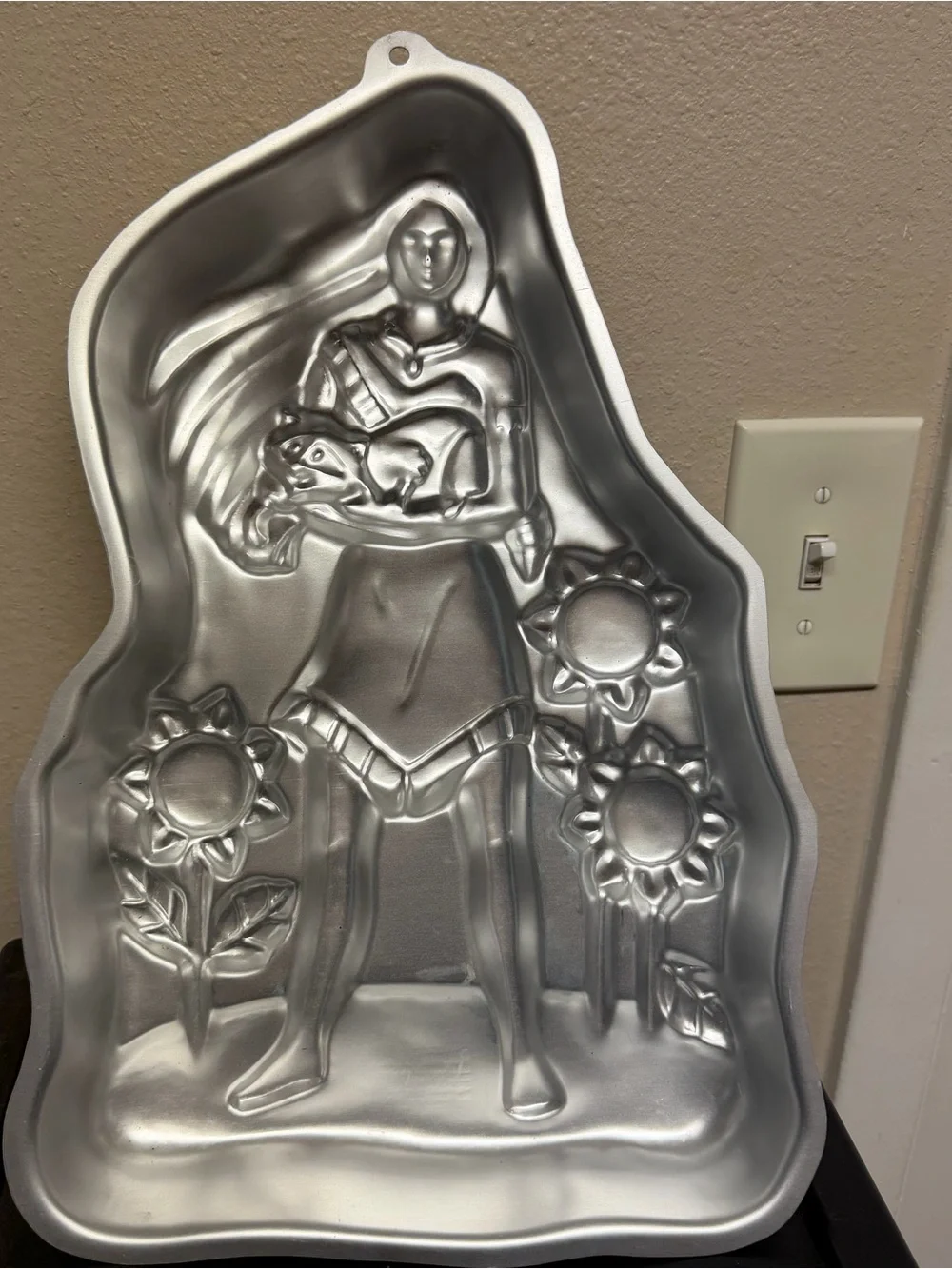 Vintage 1995 Disney Pocahontas Wilton Cake Pan